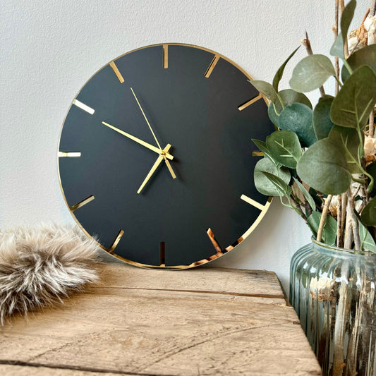 Wandklok - Mat zwart & spiegelacryl