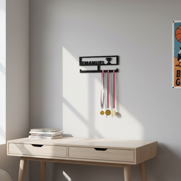 Medaillehouder met naam - 40×16 cm